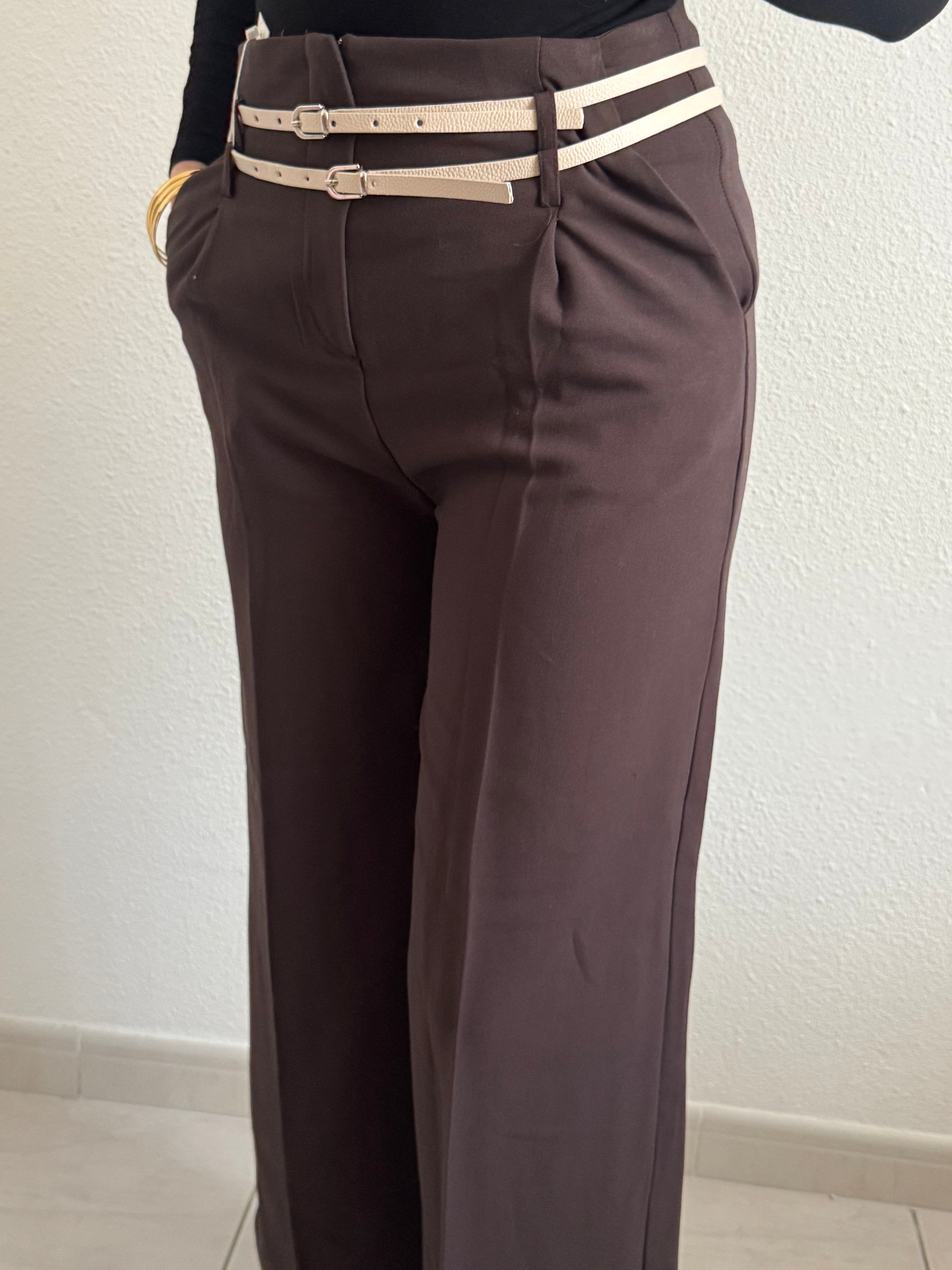 Pantalon classique avec double ceinture beige 