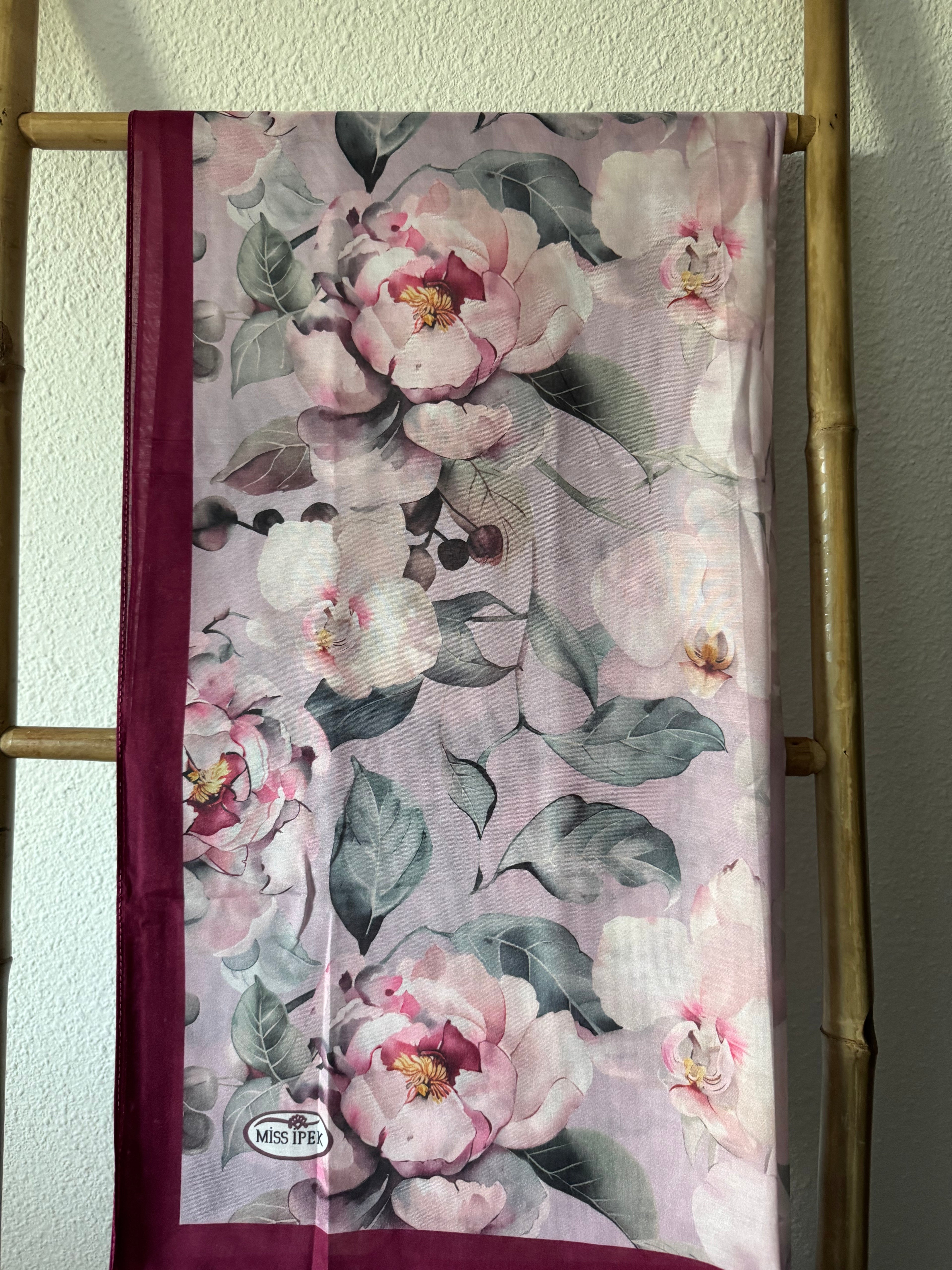 Voile à motifs fleurs de coton