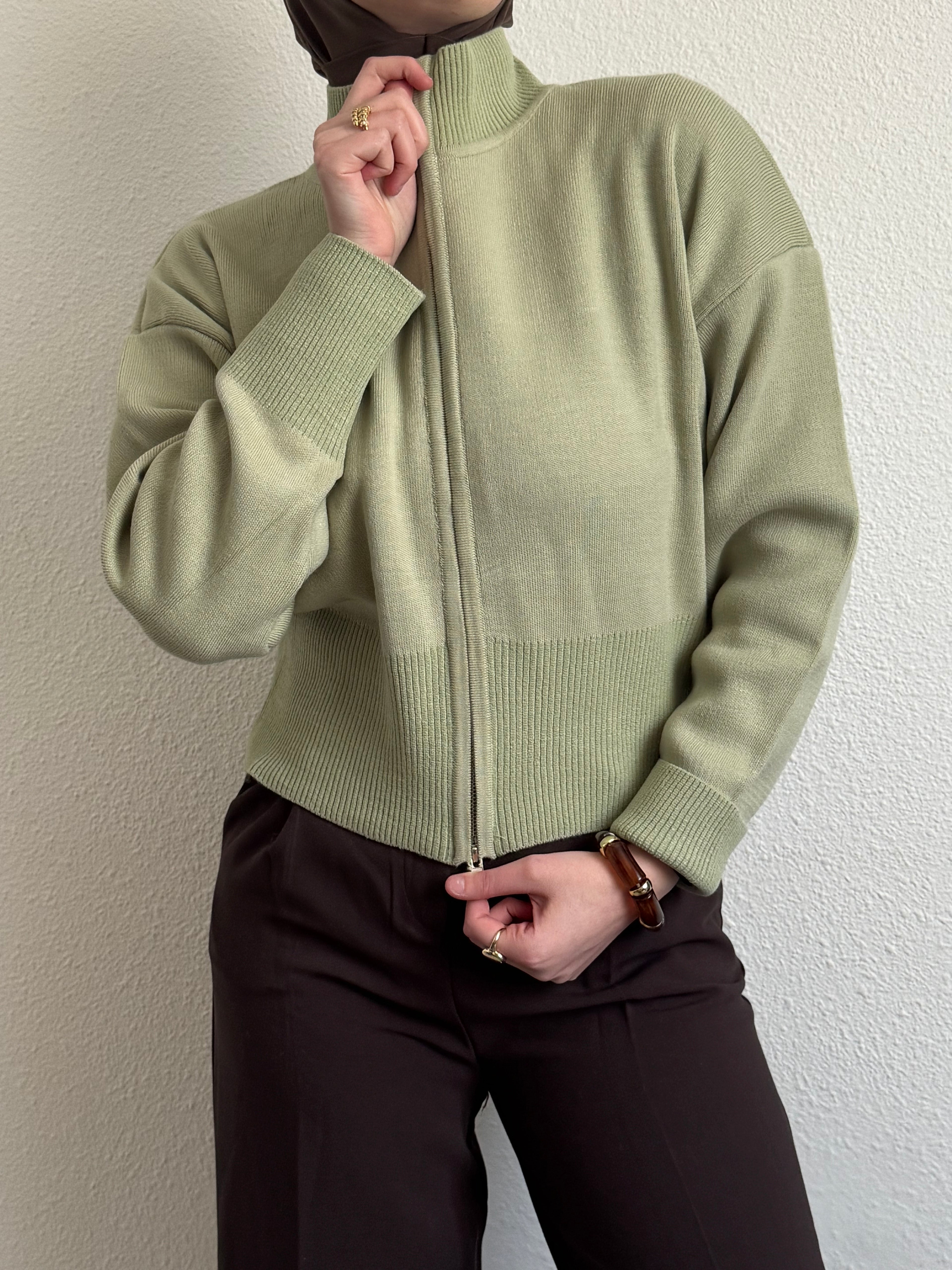Gilet zippé à col camionneur 