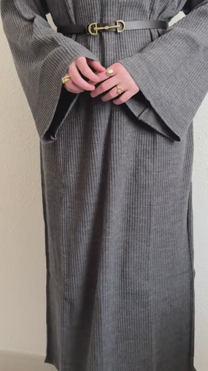 Robe pull manche évasée